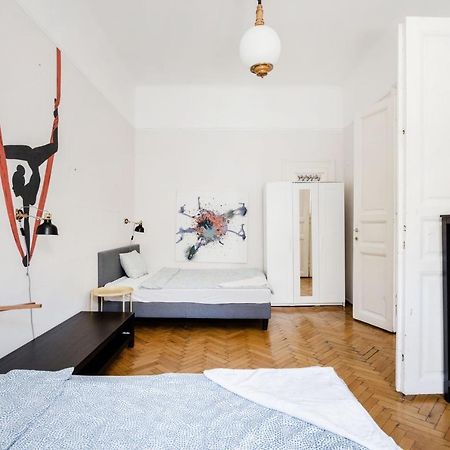 Downtown Circus Apartment Budapest Exterior photo