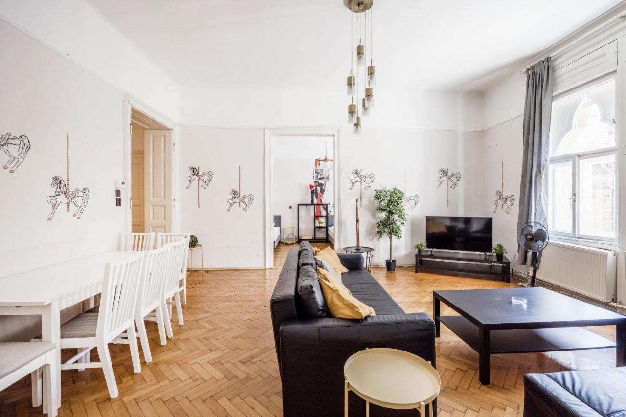 Downtown Circus Apartment Budapest Exterior photo