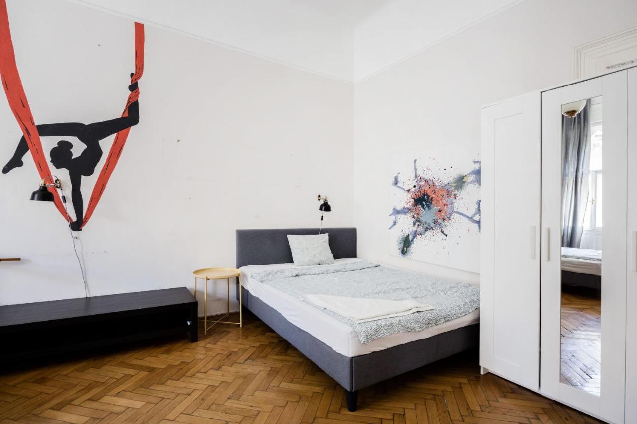 Downtown Circus Apartment Budapest Exterior photo