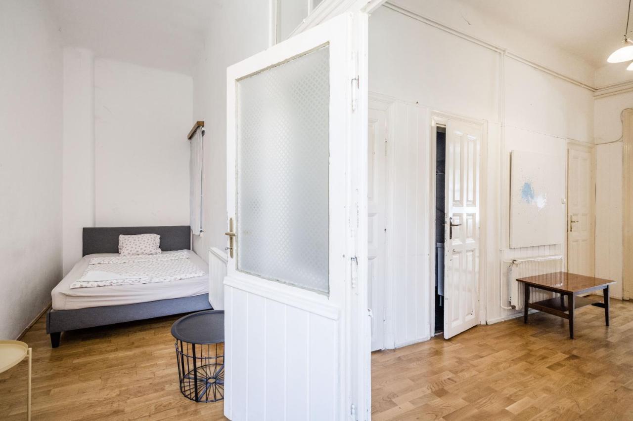 Downtown Circus Apartment Budapest Exterior photo